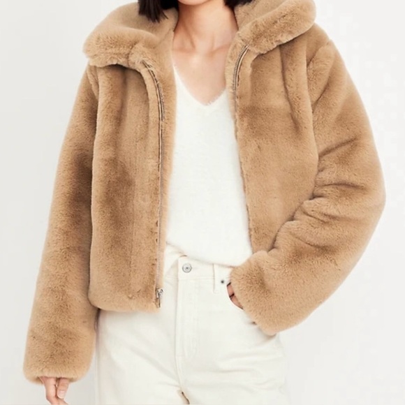 Old Navy Zip Up Faux-Fur Jacket - Picture 1 of 5